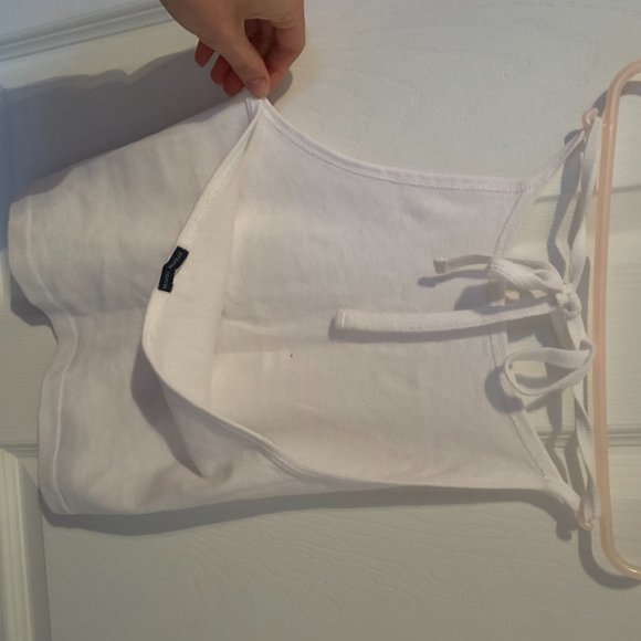 Brandy Melville Halter Top - Picture 2 of 3